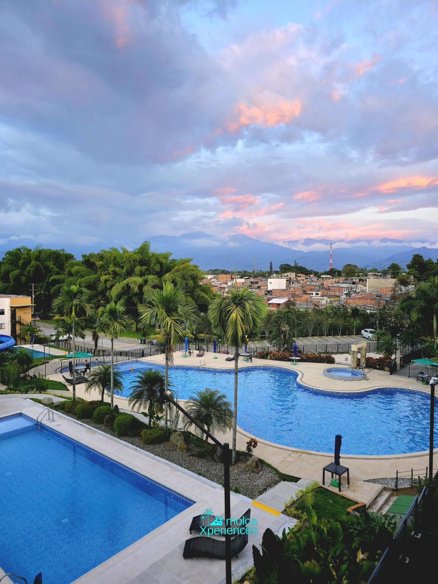 Apartamento Privado Vacacional A 5M Del Aeropuerto, 20 Minutos Del Parque Del Cafe Y Centro De Armenia Con 4 Piscinas, 3 Jacuzzi, Sauna By Molca Xperiences 3H ภายนอก รูปภาพ